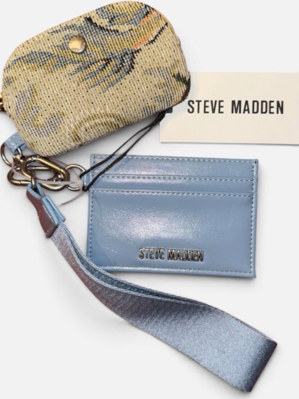 Steve Madden Barisa-B Blue Wallet Floral Tapestry Cash Cards Purse Wristlet NWT